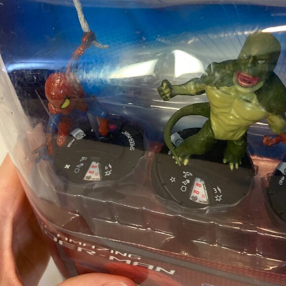 The Amazing SPIDER-MAN Heroclix Marvel Comics HEROCLIX 3 PACK TABAPP TOY - Picture 13 of 16